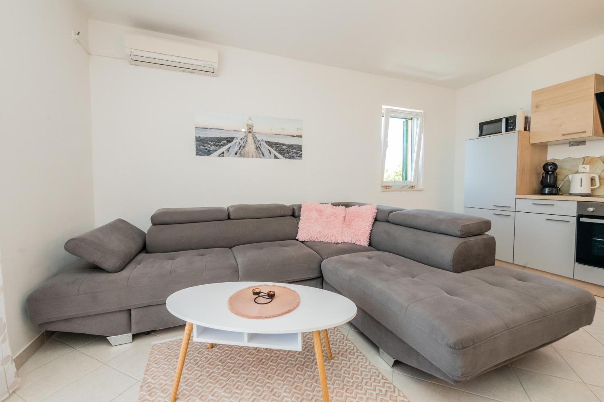 Sun Island Apartment Trogir Exterior foto